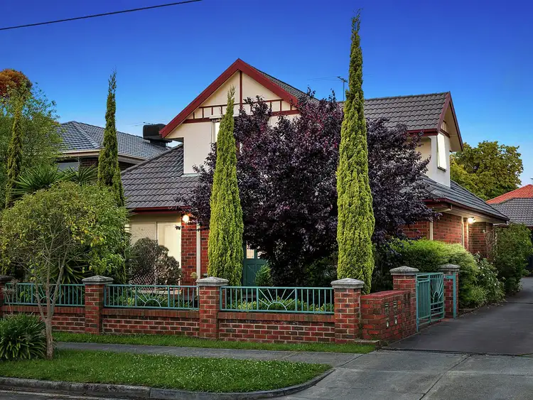 1/17 Linden Street, Blackburn VIC 3130
