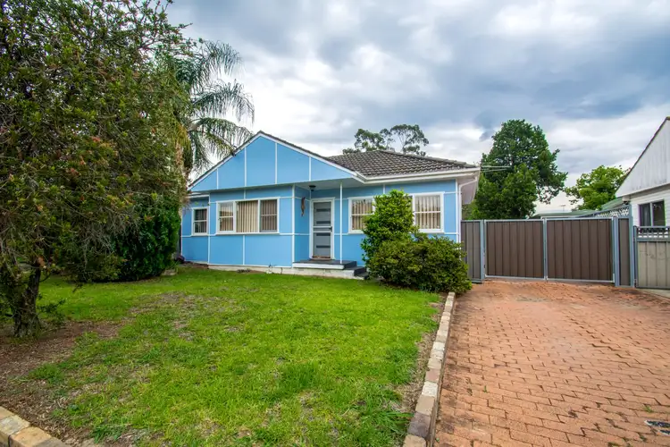 57 College Street, Cambridge Park NSW 2747