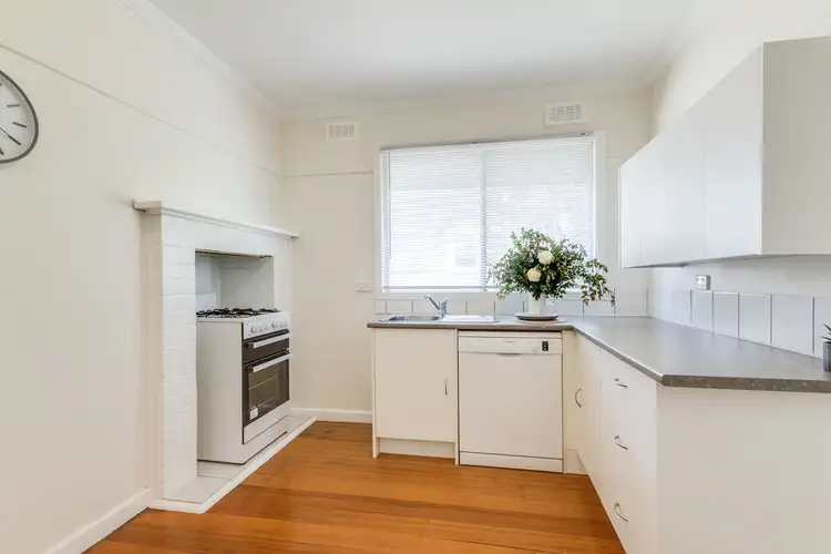 Second view of Homely house listing, 5 Moray crescent, North Bendigo VIC 3550