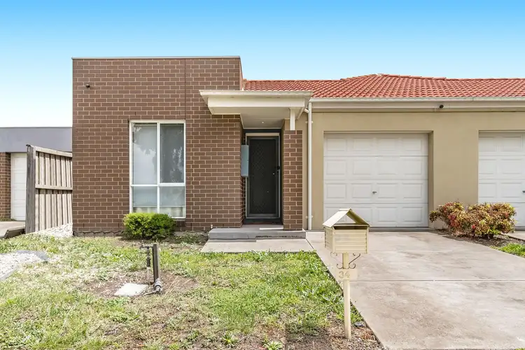 34 Lakeside Drive, Roxburgh Park VIC 3064