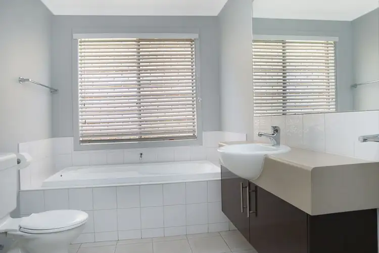 Sixth view of Homely house listing, 6 Mias Way, Epsom VIC 3551