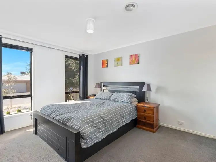 Fourth view of Homely house listing, 33 Ambrosia Rise, Epsom VIC 3551