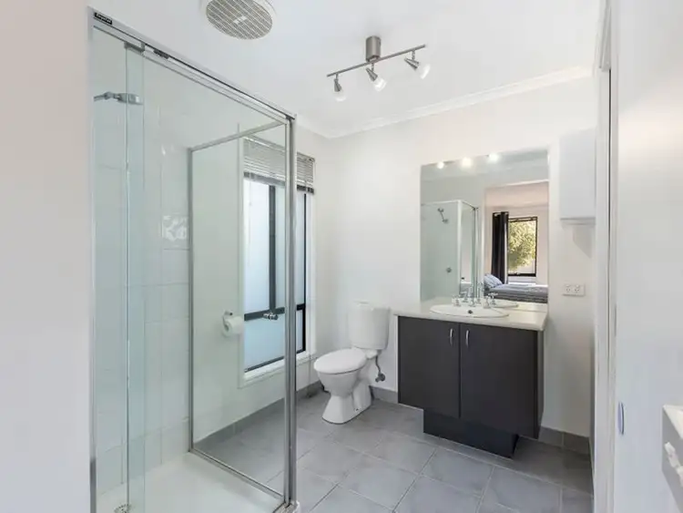 Fifth view of Homely house listing, 33 Ambrosia Rise, Epsom VIC 3551