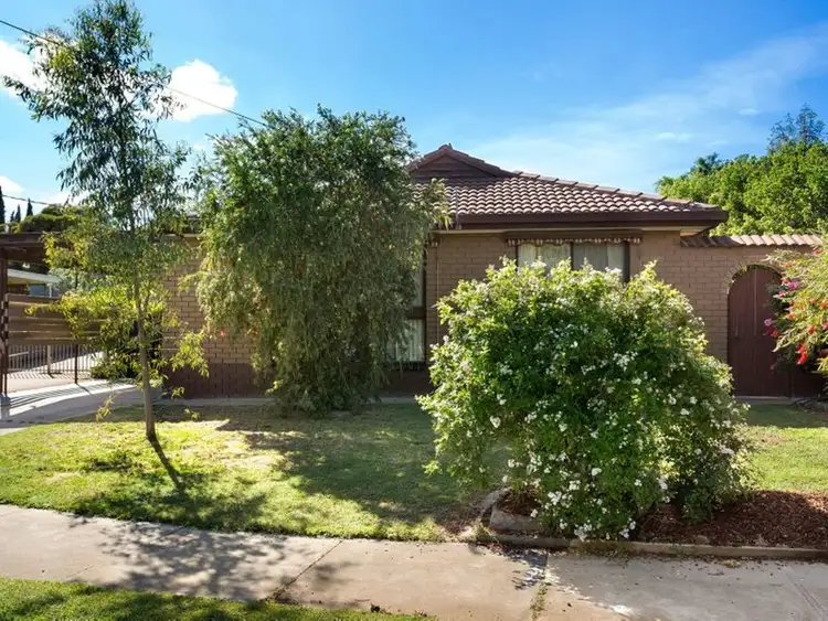 7 Beaumont Court, Flora Hill VIC 3550
