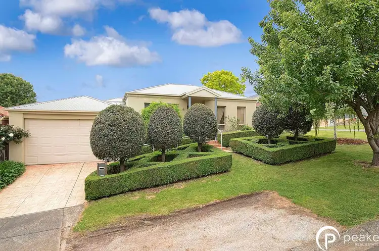 Second view of Homely house listing, 10 Newman Court, Berwick VIC 3806