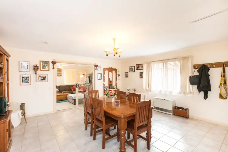 Sixth view of Homely house listing, 2 Taminga Court, Mildura VIC 3500