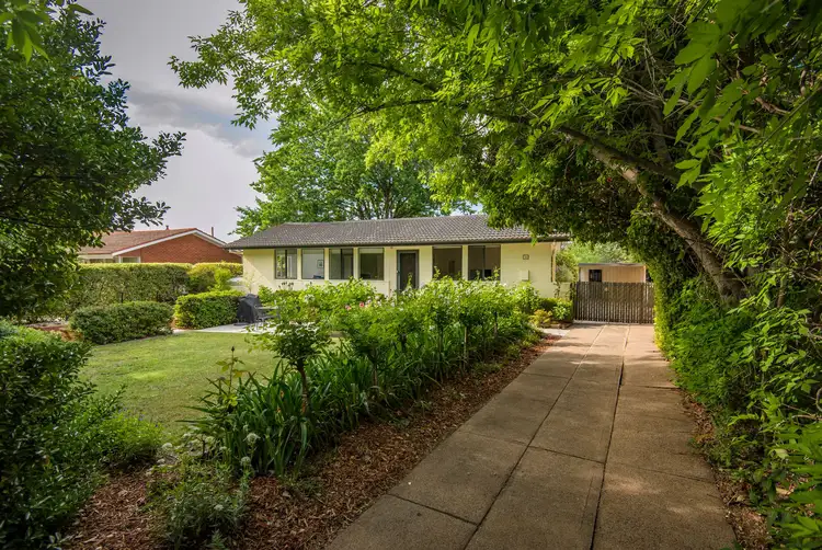18 Adinda Street, Waramanga ACT 2611