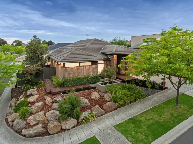 Second view of Homely house listing, 21 Moonah Place, Craigieburn VIC 3064