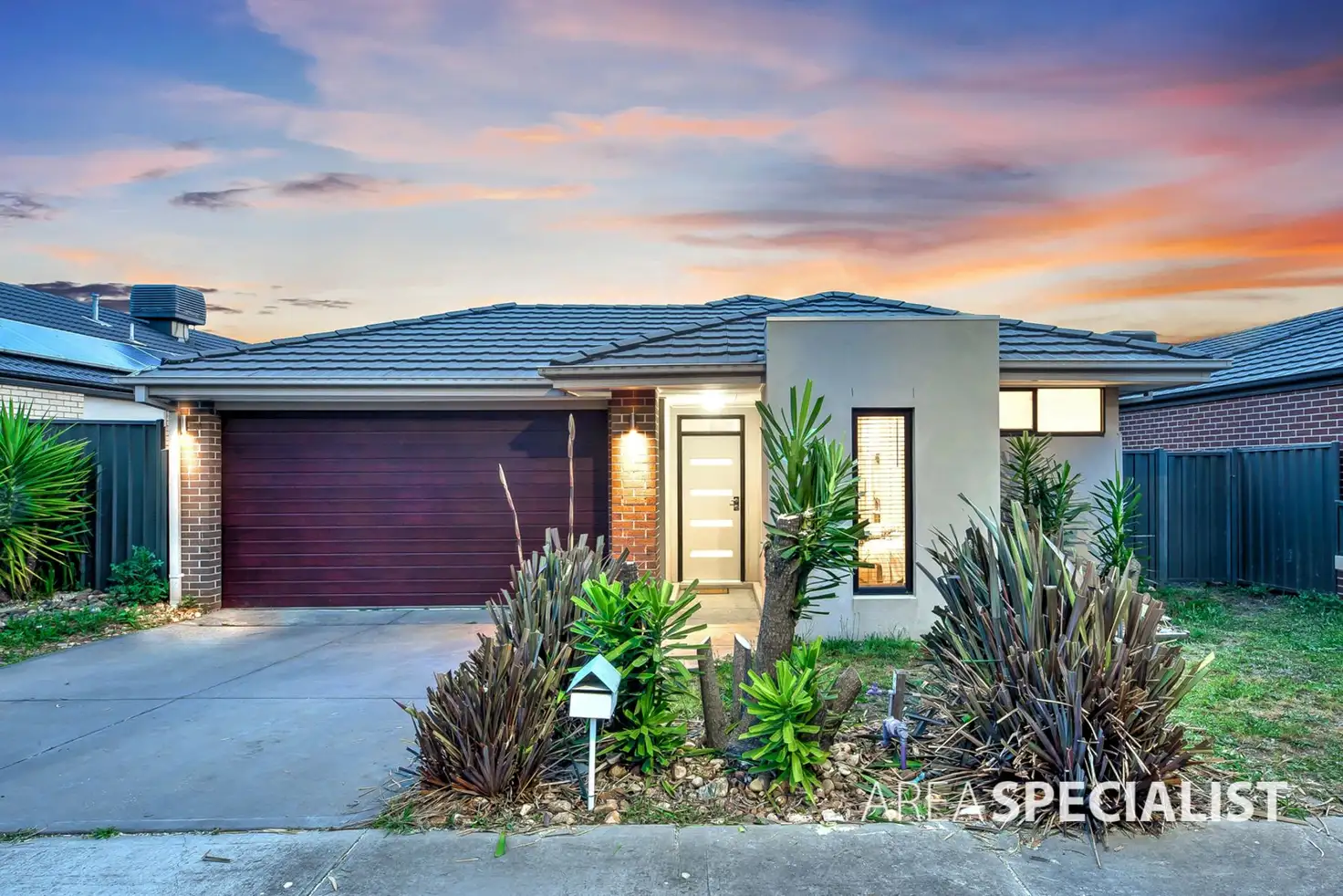 Main view of Homely house listing, 23 Black Range Avenue, Craigieburn VIC 3064