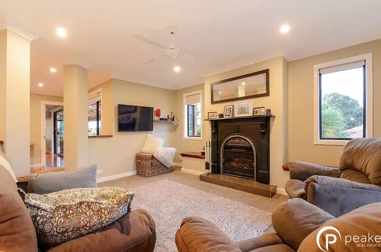 Fifth view of Homely house listing, 8 Wilma Court, Beaconsfield VIC 3807