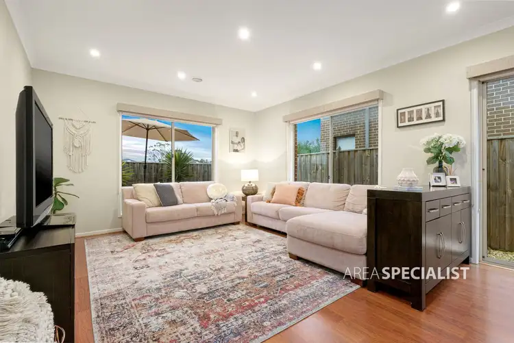 Fifth view of Homely house listing, 10 Westwood Boulevard, Keysborough VIC 3173