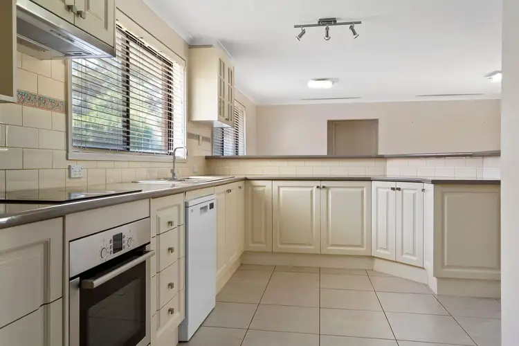 Fourth view of Homely house listing, 20 Cheriton Drive, Strathdale VIC 3550
