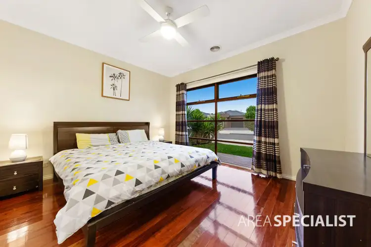 Sixth view of Homely house listing, 8 Phoenix Grove, Fraser Rise VIC 3336