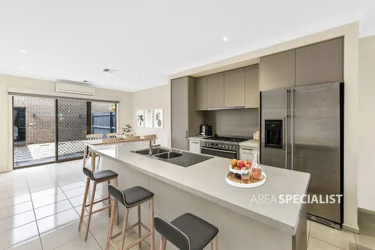 Fifth view of Homely house listing, 10 Linden Drive, Keysborough VIC 3173