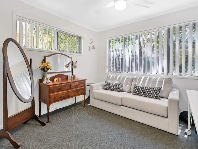 Sixth view of Homely apartment listing, 2/11 Illawong Street, Chevron Island QLD 4217