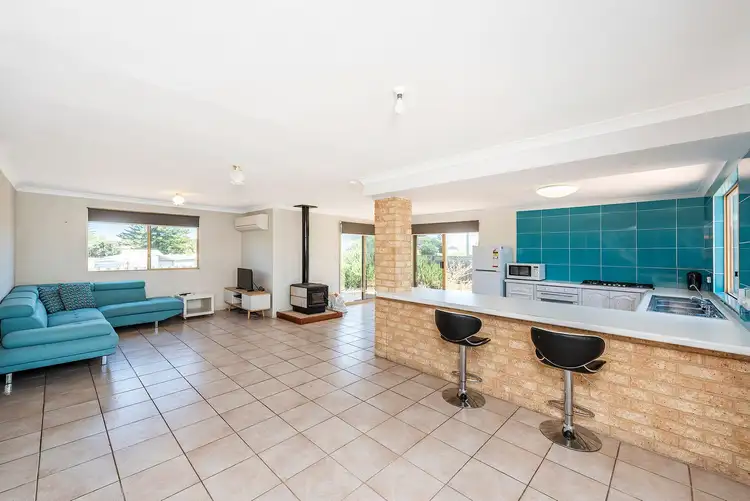 Second view of Homely house listing, 2 Finn Court, Singleton WA 6175