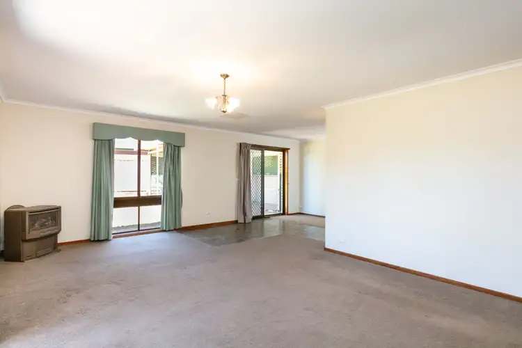 Fourth view of Homely house listing, 3 Clark Court, Mildura VIC 3500