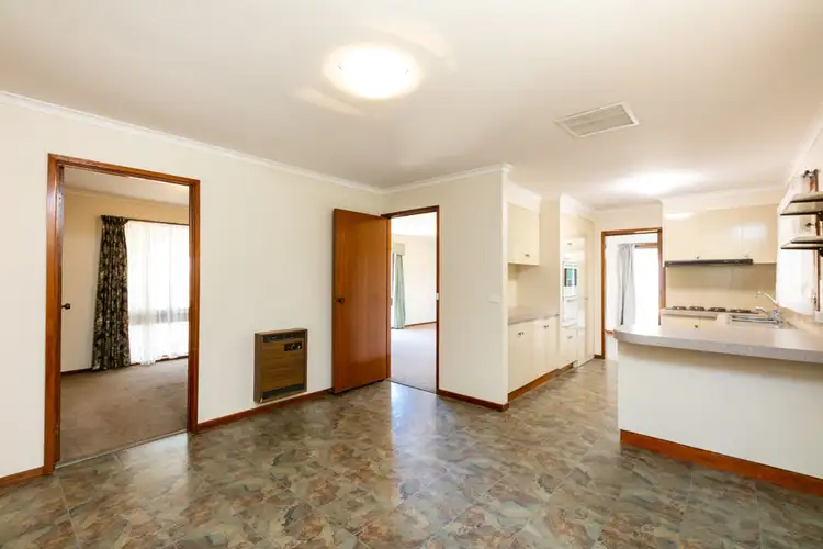 Seventh view of Homely house listing, 3 Clark Court, Mildura VIC 3500