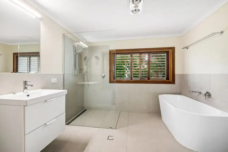 Sixth view of Homely unit listing, 2/11 Nebula Street, Sunshine Beach QLD 4567