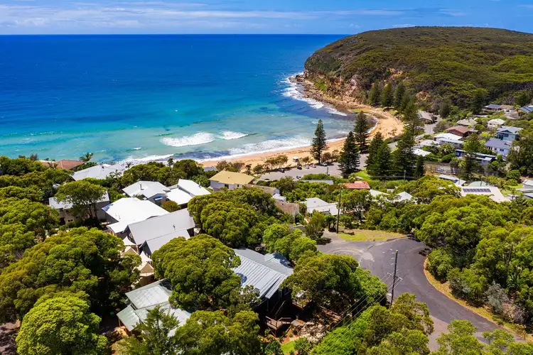 27 Warri Crescent, Macmasters Beach NSW 2251