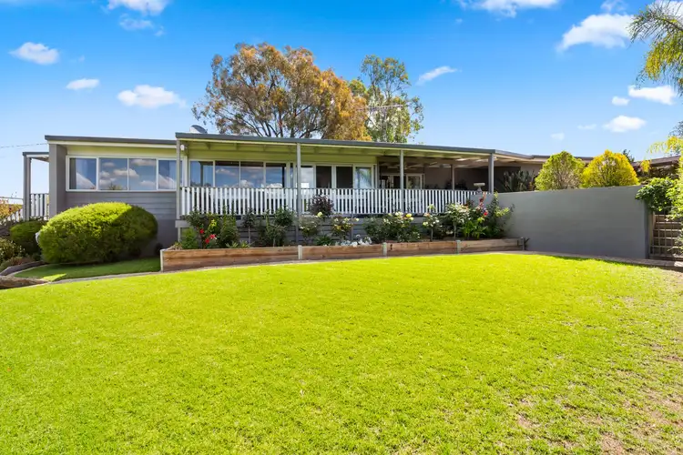 Main view of Homely house listing, 5 Edmund Court, Kangaroo Flat VIC 3555