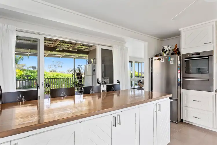 Fifth view of Homely house listing, 5 Edmund Court, Kangaroo Flat VIC 3555