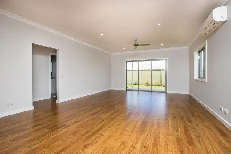 Fourth view of Homely villa listing, 4/31 Waterworks Road, Rutherford NSW 2320