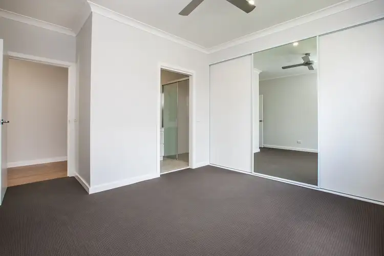 Fifth view of Homely villa listing, 4/31 Waterworks Road, Rutherford NSW 2320