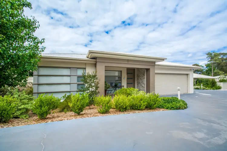 2/10 Ferndale Avenue, Blaxland NSW 2774