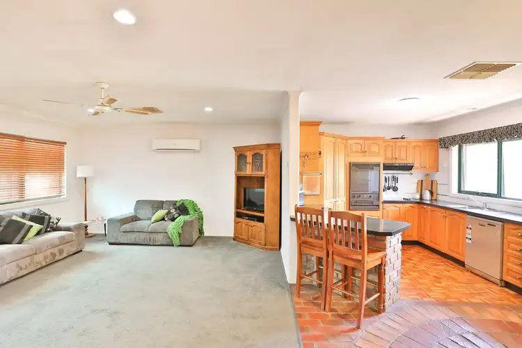 Fifth view of Homely house listing, 6 Delamere Court, Merbein VIC 3505