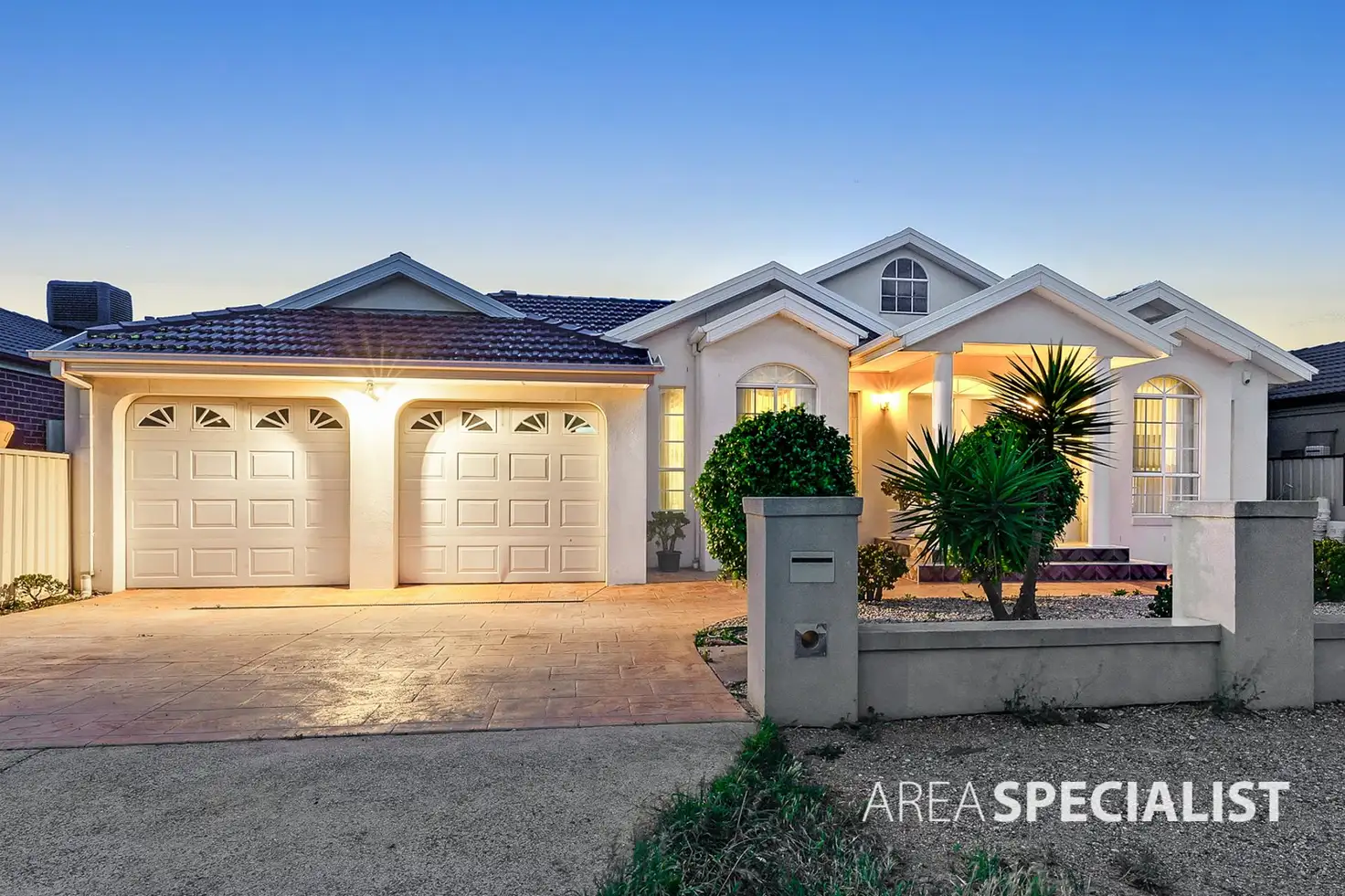 Main view of Homely house listing, 10 Evergreen Court, Taylors Hill VIC 3037