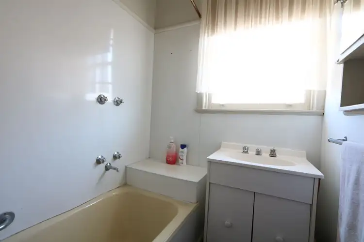 Fourth view of Homely house listing, 14 Porter Avenue, Maryborough VIC 3465