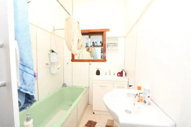 Seventh view of Homely house listing, 26 Tullaroop Road, Maryborough VIC 3465