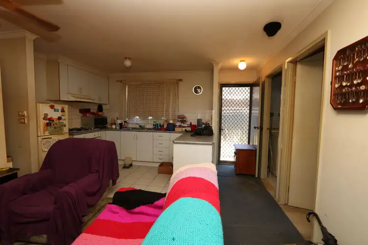 Sixth view of Homely unit listing, 1/191 Park Road, Maryborough VIC 3465