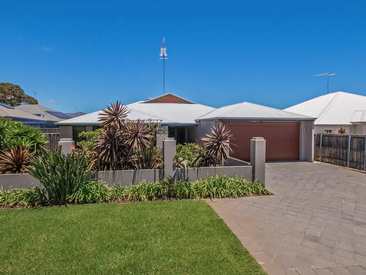 Second view of Homely house listing, 18 Breynia Link, Halls Head WA 6210