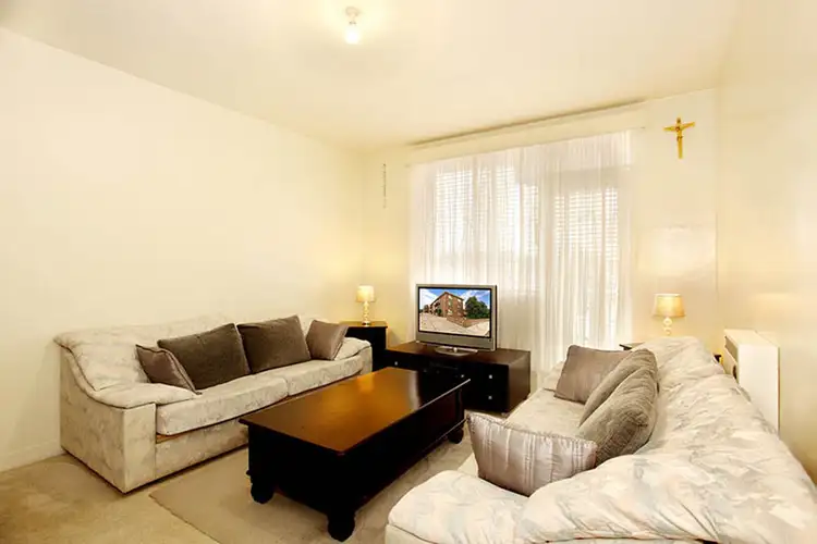 9/5 King Edward Avenue, Albion VIC 3020