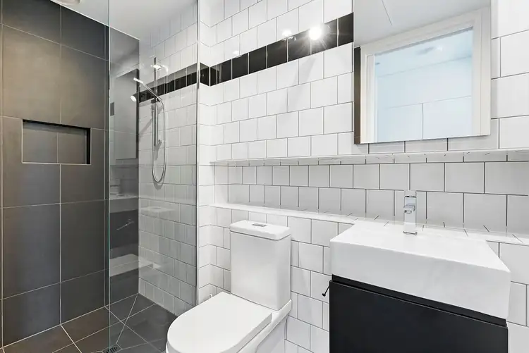 Sixth view of Homely apartment listing, 301/324 Pascoe Vale Road, Essendon VIC 3040