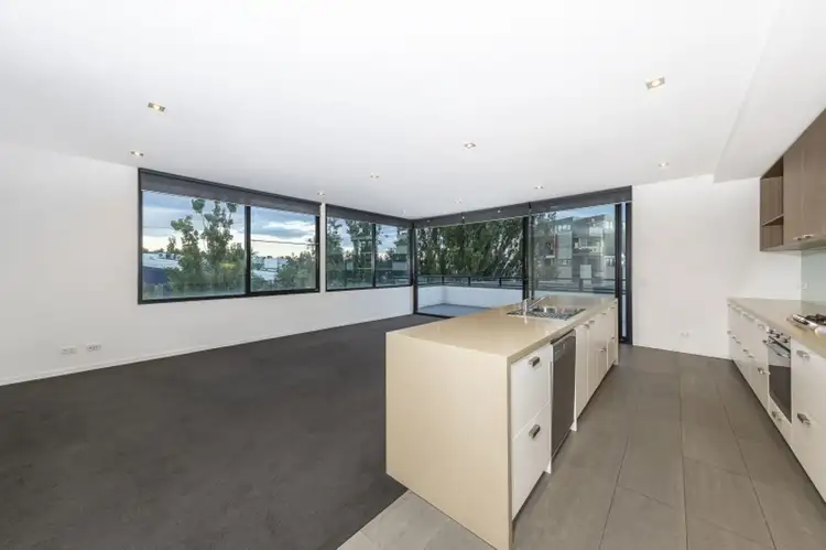 19/297 Pascoe Vale Road, Essendon VIC 3040