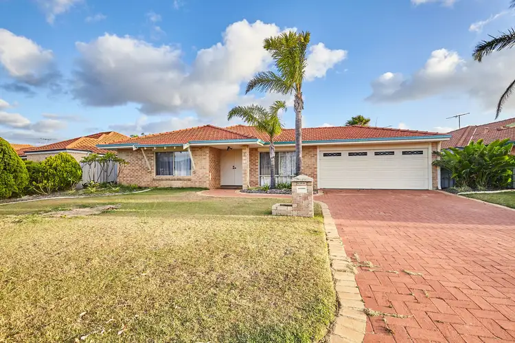 6 Gardiner Heights, Kinross WA 6028