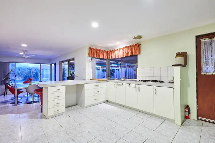 Sixth view of Homely house listing, 6 Gardiner Heights, Kinross WA 6028