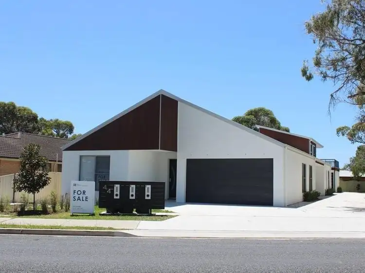 44 Myall Street, Tea Gardens NSW 2324