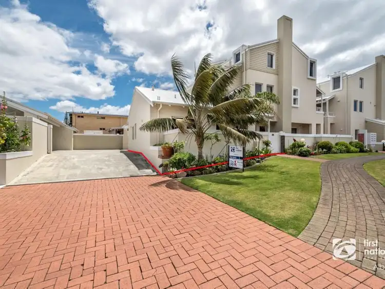2/5 Barnett Street, Middleton Beach WA 6330