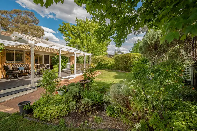 4 Mulley Street, Holder ACT 2611