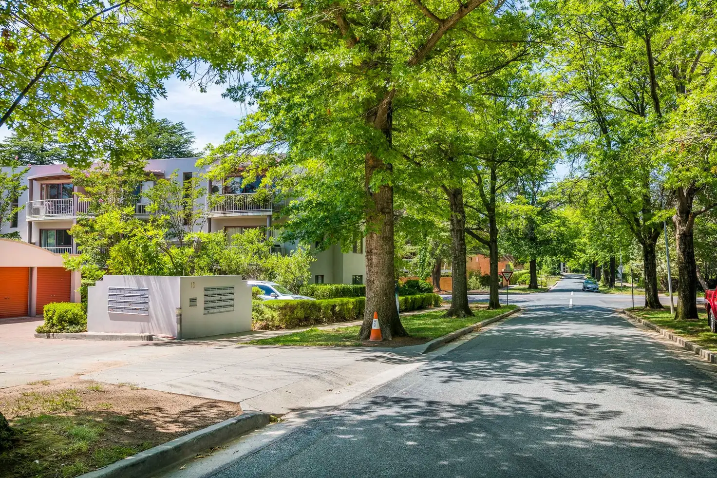 Main view of Homely unit listing, 17/15 Howitt Street, Kingston ACT 2604