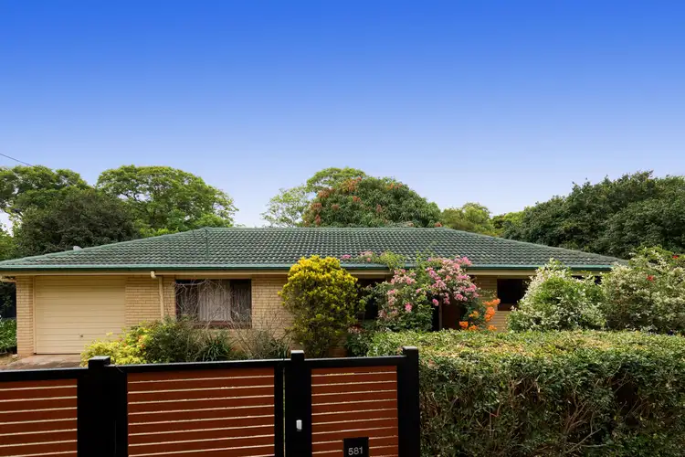 581 Honour Avenue, Sherwood QLD 4075