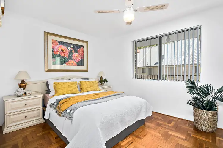 Third view of Homely apartment listing, 4/27 Osborne Street, Wollongong NSW 2500