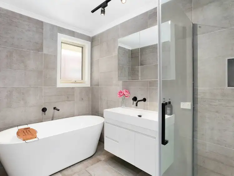 Fifth view of Homely unit listing, 1 Chippewa Avenue, Donvale VIC 3111