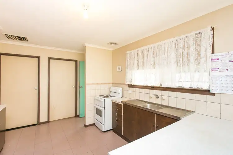 Sixth view of Homely house listing, 37 Ambleside Crescent, Mildura VIC 3500