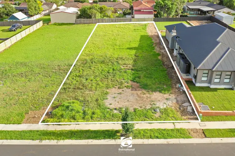 13 Birtle Street, The Oaks NSW 2570