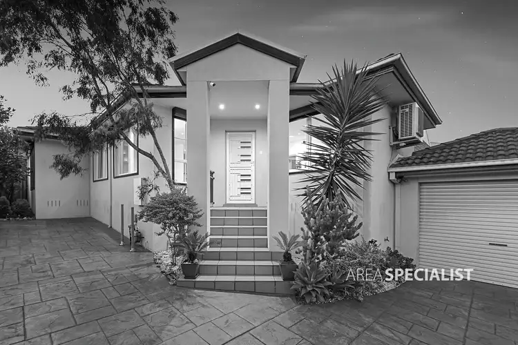 2/12 Liege Avenue, Noble Park VIC 3174